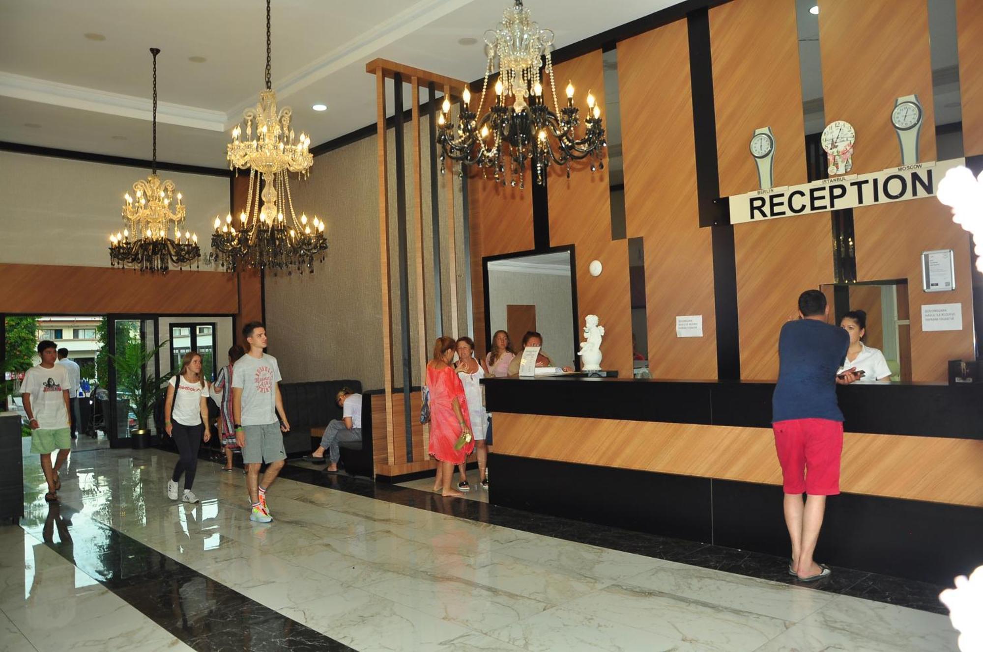 Side Yesiloez Hotel エクステリア 写真